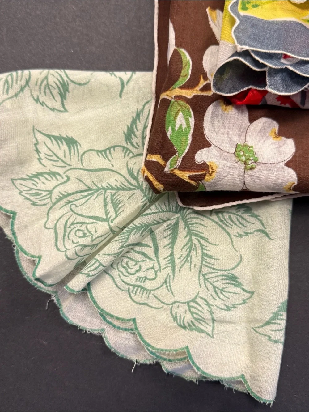 Vintage Women's Floral Handkerchief Set - Mixed Colors